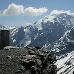 Rifugio Garibaldi מלון מעבר סטלביו