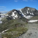 Rifugio Garibaldi מלון
