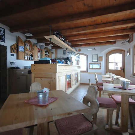 Szálloda Rifugio Garibaldi