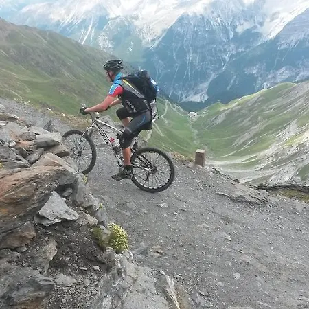 Szálloda Rifugio Garibaldi