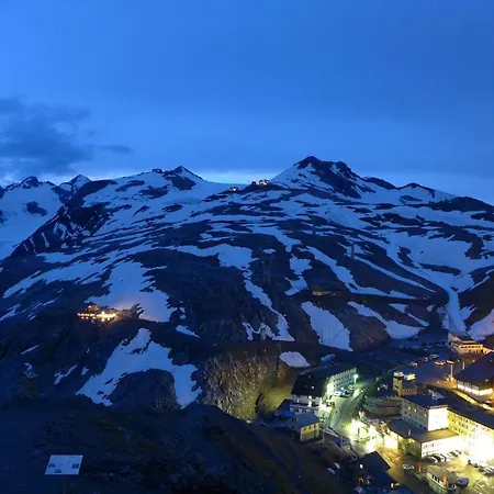 Szálloda Rifugio Garibaldi *